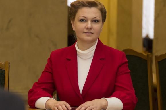 Высокие зарплаты чиновников покроют платежками за газ