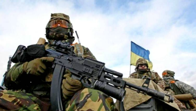 Символічно: на похороні бойовика помітили цікаву деталь