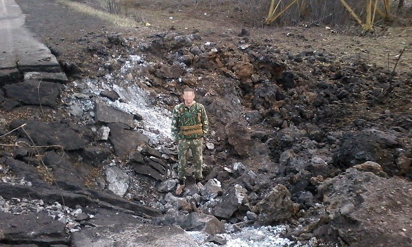 В сети появился снимок с места взрыва грузовика с боеприпасами в Макеевке