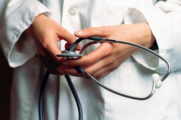 Україна втрачає професійних лікарів: за кордон виїхало 7 тис. медиків