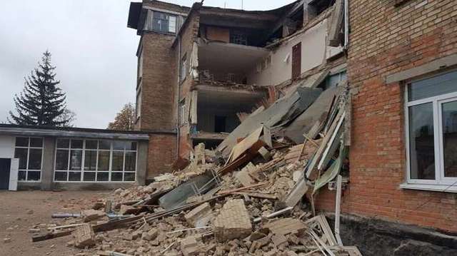 Трагедия на Киевщине: обвалилась школа с учениками внутри