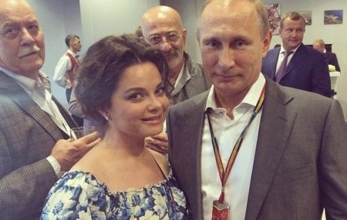 Концерт Королёвой. Как муж Оксаны Билозир ослабляет санкции против России