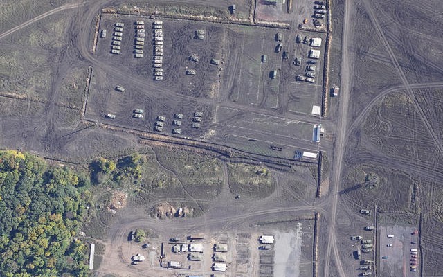 Российский след на Донбассе: Волонтеры обнаружили в «ДНР» десятки танков, БМП, САУ, ЗРК