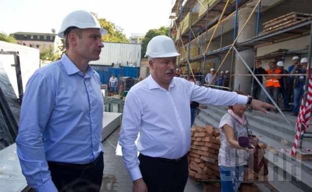 Вячеслав Непоп выгодно освоит еще 330 миллионов бюджетных гривен