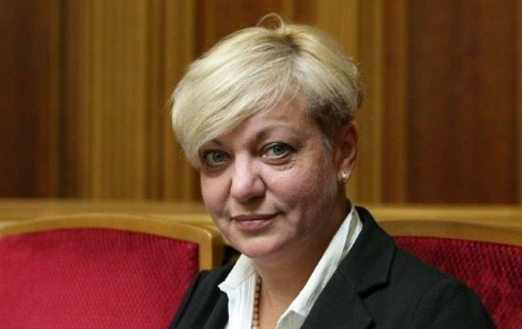 Гонтарева вимагає відкрити кримінальні справи проти тих, хто викриває її некомпетентність