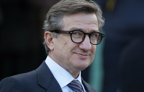 Писающий мальчик: бывший олигарх раздавал на встрече МВФ брошюры «о развале украинской финансовой системы»