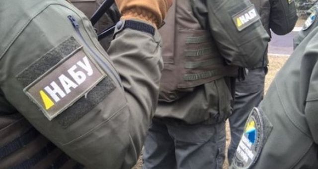 НАБУ «крышует» схемы Черновецкого?