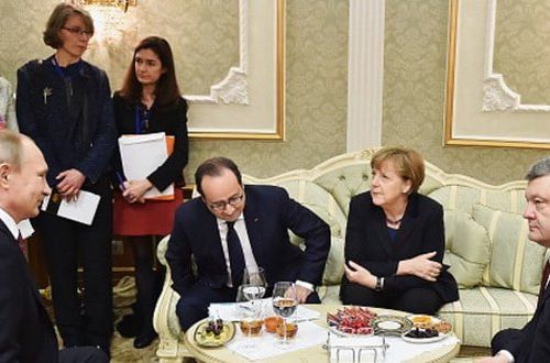 Стало известно, о чем договорились Порошенко, Меркель и Олланд