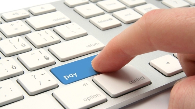 Из-за запрета ряда платежных систем украинцам придется переплачивать за денежные переводы