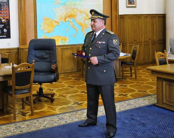 Степан Полторак: Территории мы не сдадим