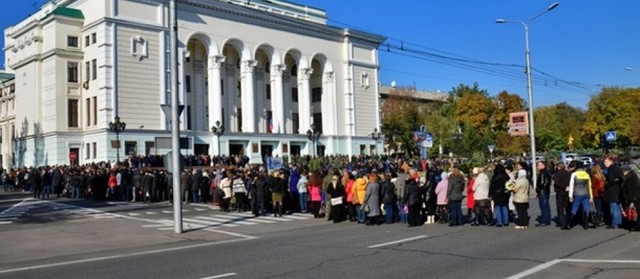 СМС с Донецка с похорон Моторолы взорвало сети