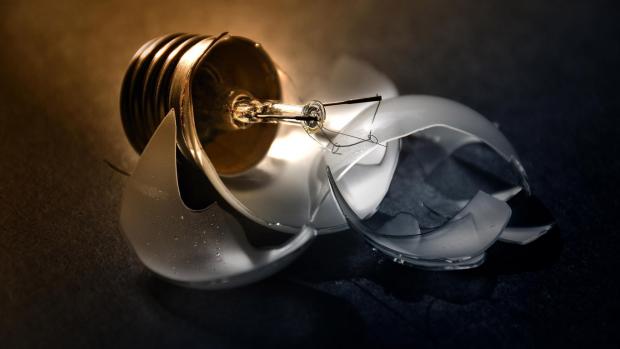 За неякісні послуги з енергопостачання українцям видаватимуть компенсації