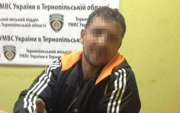 У Тернополі крадій з’їв фото з паспорта, щоб його особу не встановили