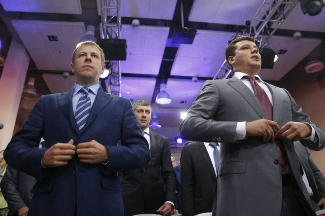 "Видродження" хоронит "Наш край"