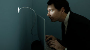 Как зарабатывают на промышленном шпионаже