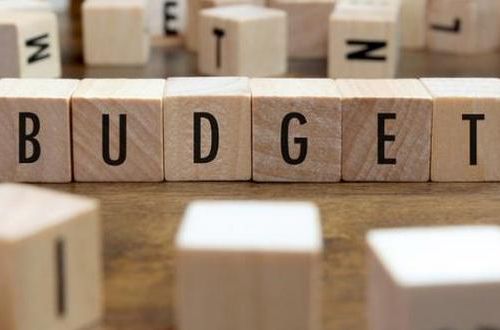 Кабмин хочет повысить минимальную зарплату в два раза