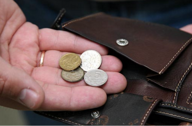 Повышение минималки: Кабмин пересмотрит тарифную сетку. ИНФОГРАФИКА