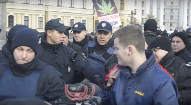 Марш за легализацию марихуаны в Киеве завершился массовым побоищем