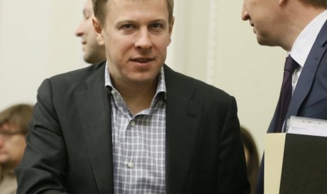 Нардеп Хомутынник оказался бенефициаром 40 компаний, а в 2015 заработал 166 млн грн