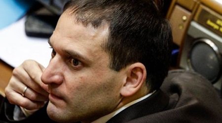 Добкин - младший заявил, что он не наркоман, а обычный спортсмен