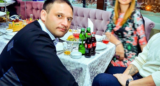 Простые украинцы и депутаты требуют отстранить наркомана Добкина от работы в ВР