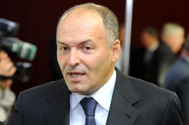 Пинчука “развели” у Клинтон