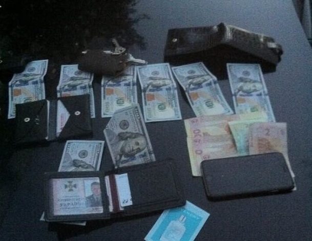 Співробітник СБУ в Полтавській області попався на хабарі