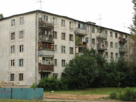 В Киеве 600 тыс. семей проживают в изношенных домах