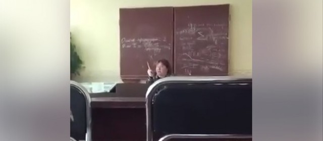 Що викладач інформатики розповідає дітям про українців