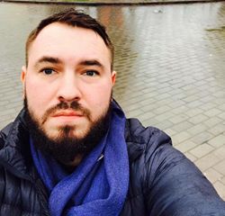 Нардеп радикал Андрій Лозовий записав на матір декілька елітних квартир