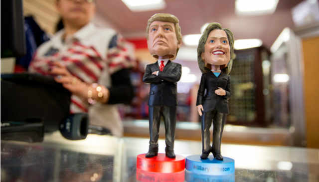 Клинтон и Трамп проголосовали на выборах в США (ВИДЕО)