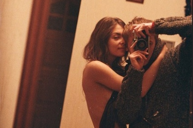 Замминистра МВД Деева не гнушается выставлять свои фото без одежды