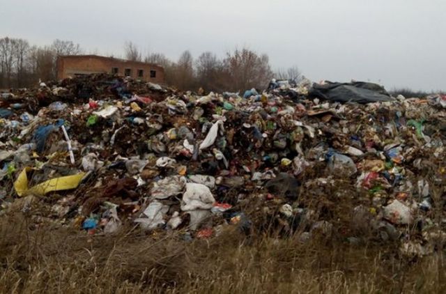 Контрабандный мусор: Львов «радует» Черкащину