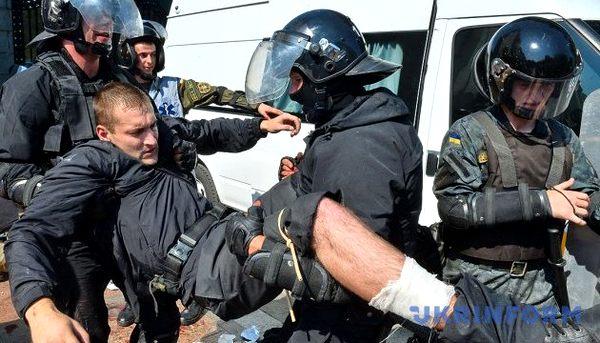 О деньгах Януковича и правоте полицейских или Презумпция страха