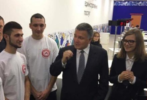 Обращение известного украинского блогера к Авакову взорвало интернет