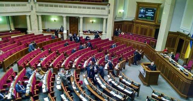 Верховная Рада отказалась вносить изменения в «закон Савченко»