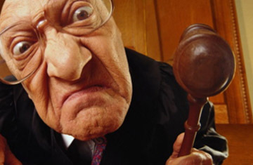 Судья-взяточник возглавил суд на Николаевщине