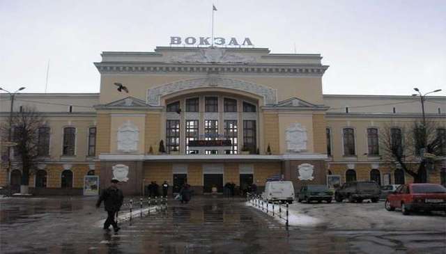 В Тернополе женщина оставила ребенка на железнодорожном вокзале