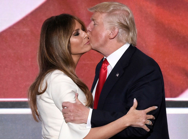 Меланія Трамп з сином Берроном відмовилася переїжджати в Білий дім, - ЗМІ