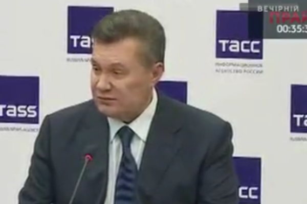 Янукович назвал виновных в срыве своего допроса