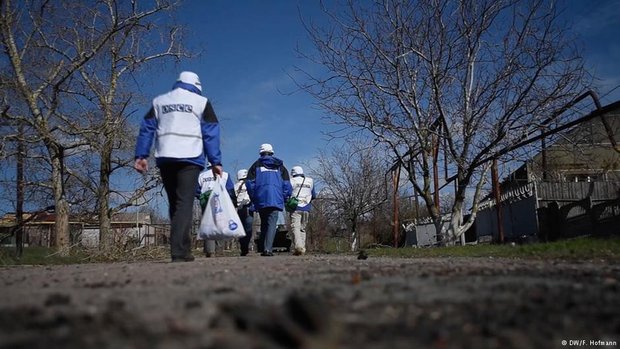 Вооруженные террористы обыскивают и угрожают представителям миссии ОБСЕ
