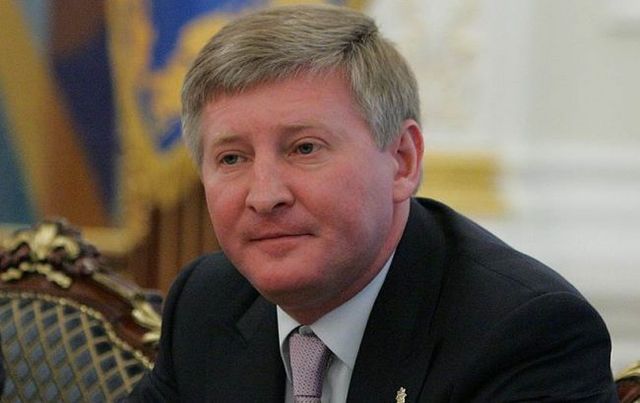 СМИ: Ахметов разыгрывает "золотую акцию" Ляшко