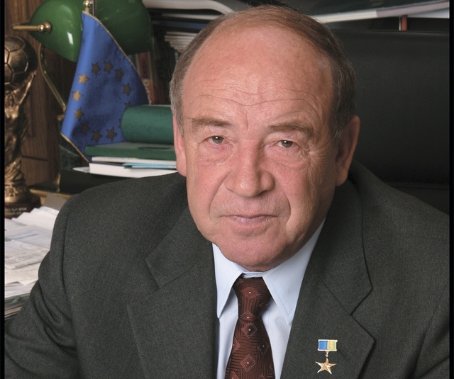 Скончался ректор КНЭУ, Герой Украины Анатолий Павленко