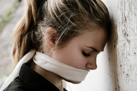 Украинки чуть не стали проститутками в Китае