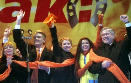 Кто же автор спецоперации по развалу оранжевой команды в 2005 году?