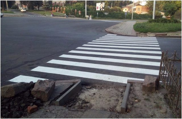 Мародери на марші: мільйони для варягів