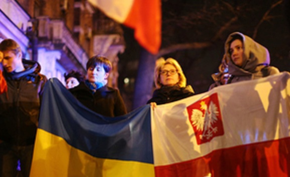 "Братья, останьтесь с нами": стало известно, зачем Польша хочет заманить к себе украинцев