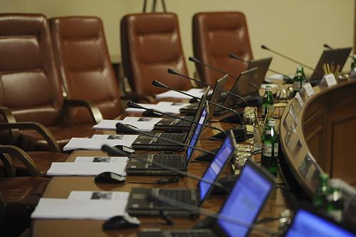 Кабмин Украины перешел на новые технологии и модернизировал свой зал заседаний