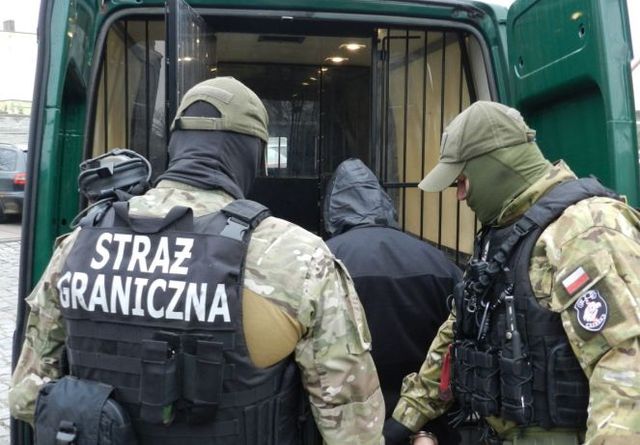 В Польше разоблачили банду, переправлявшую украинцев в Британию за 400 евро