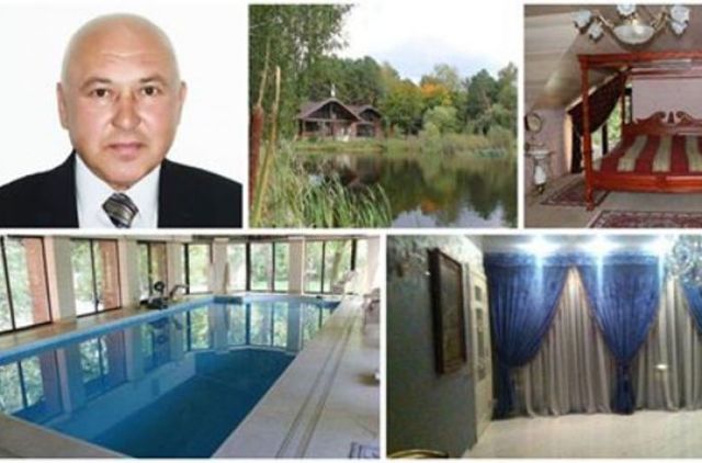 Журналист показал «житомирское Межигорье» антикоррупционеров